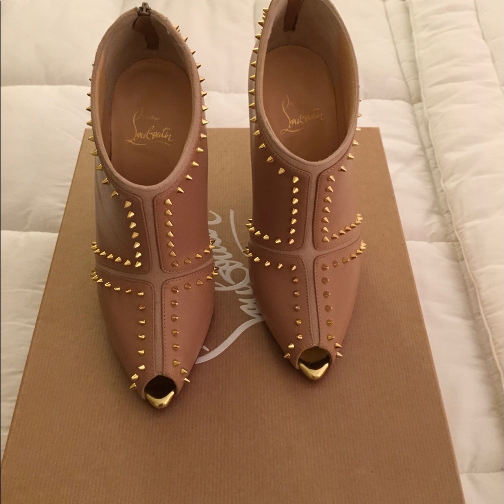 CHRISTIAN LOUBOUTIN BOOTIES